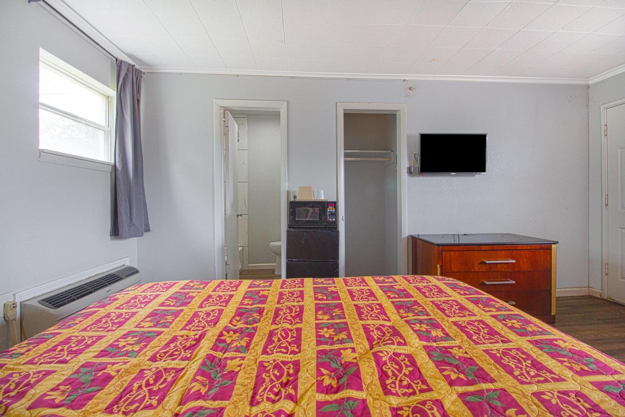 Oyo Hotel Mcalester Ok S Main St Zewnętrze zdjęcie