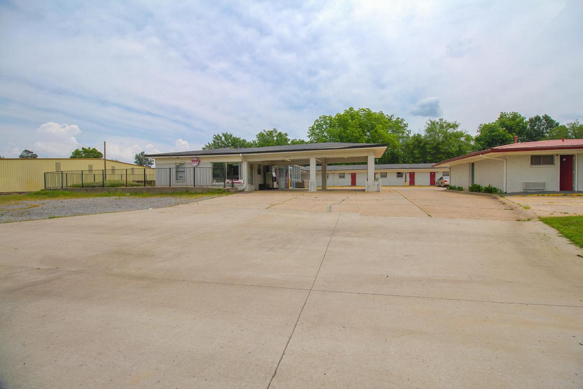Oyo Hotel Mcalester Ok S Main St Zewnętrze zdjęcie